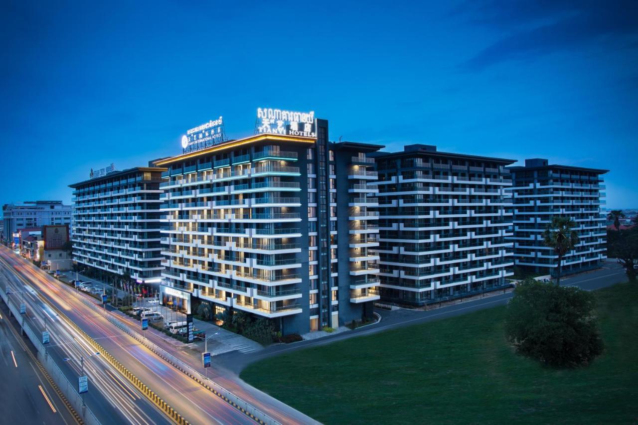 เทียนอี้ อินเตอร์เนชั่นแนล โฮเต็ล Hotel พนมเปญ ภายนอก รูปภาพ